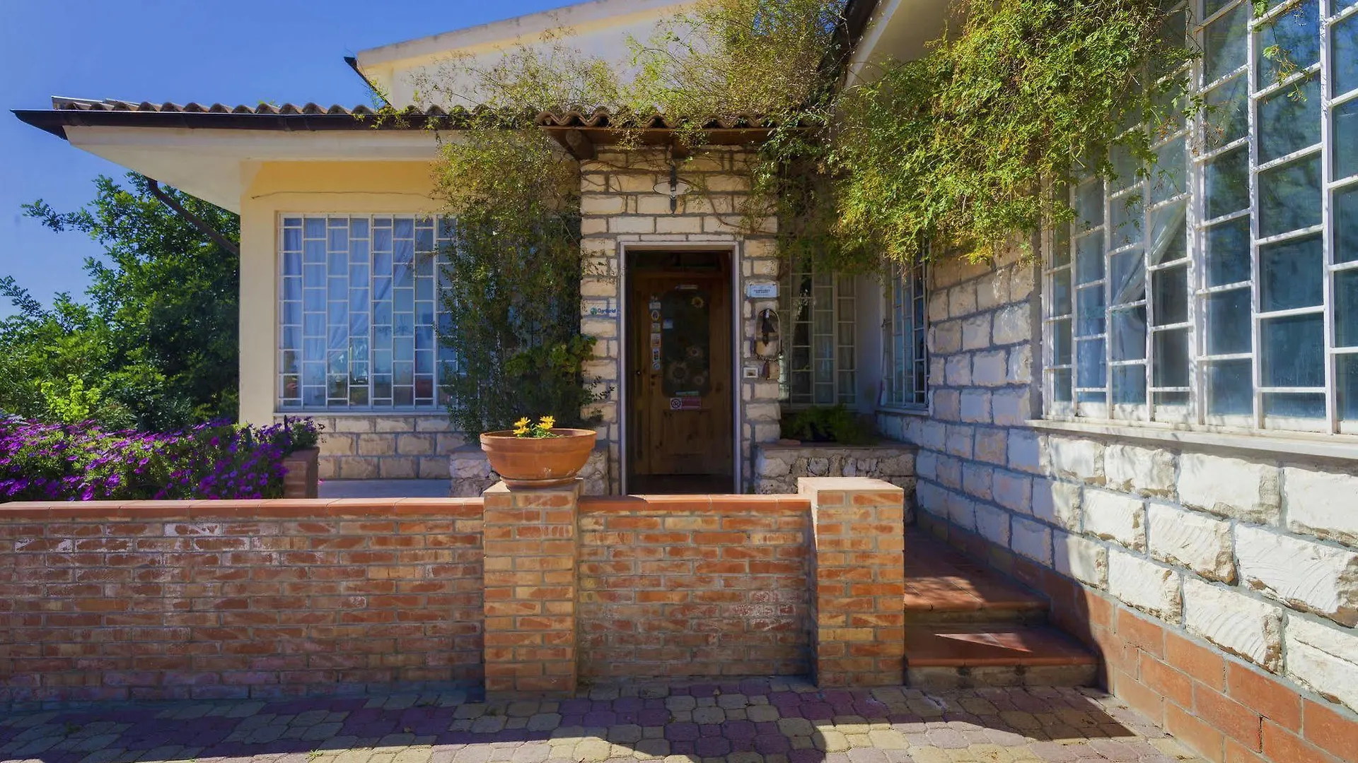 Alloggio per agriturismo Fattoria Terra e Libertà Villa Contrada Maeggio Italia