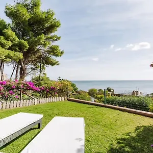 https://casa-pinus.in-sardinia.net